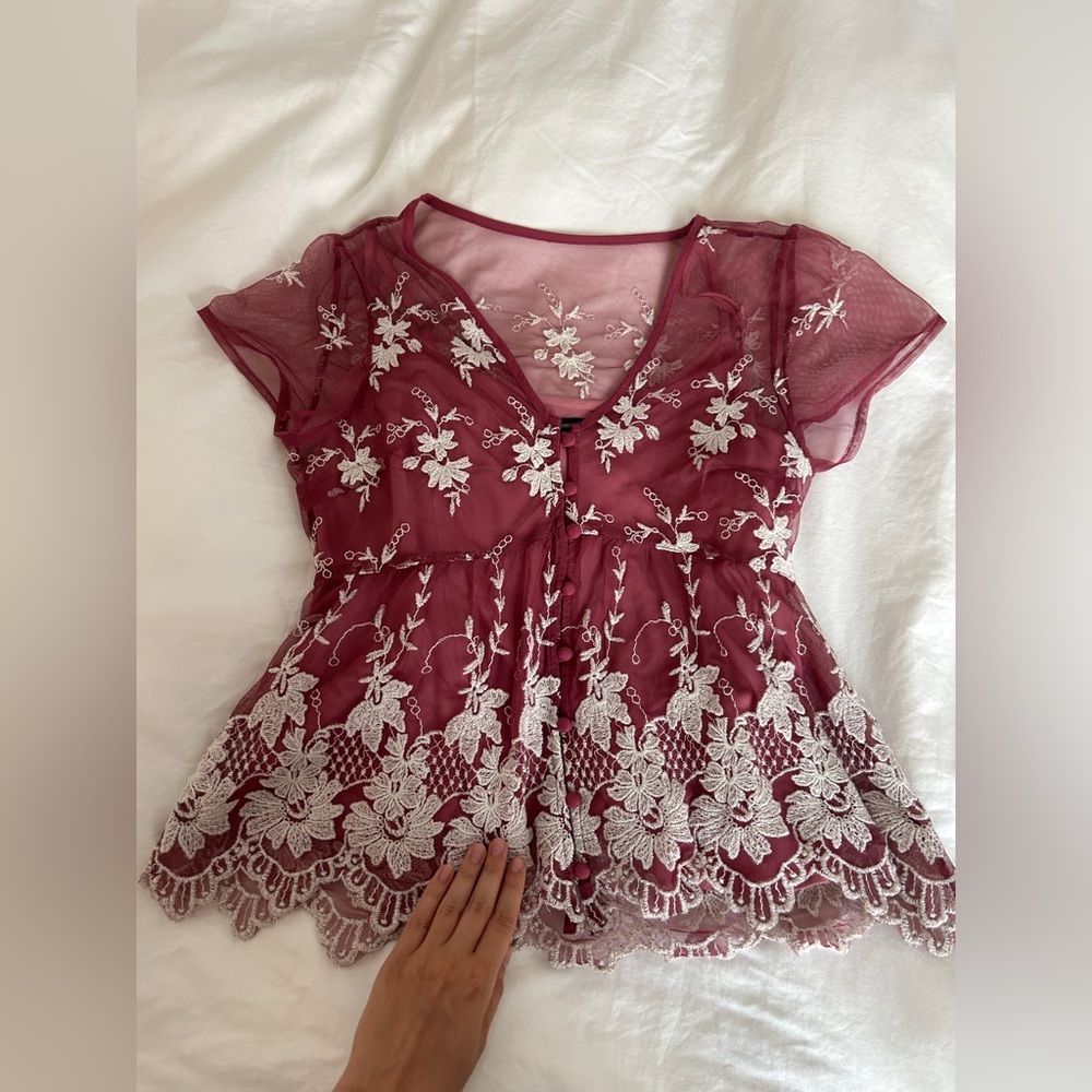 Pink lacy blouse Abercrombie